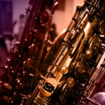 photo of saxophones (c) pixabay